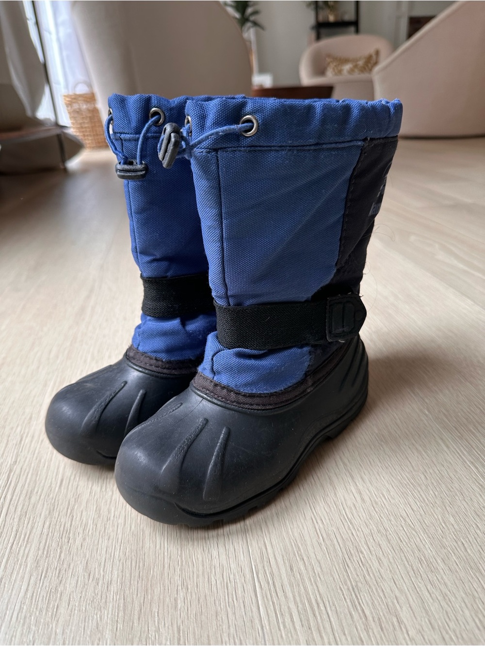 $70 Retail Kamik Size 13 Little Kids Snow Boots